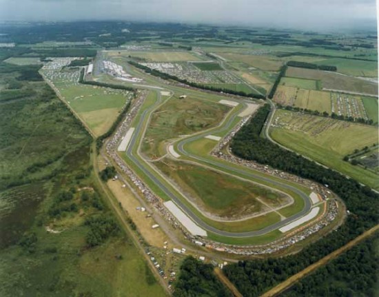 Samedi 26 - Le plateau MotoGP pose ses valises à Assen. 900_album