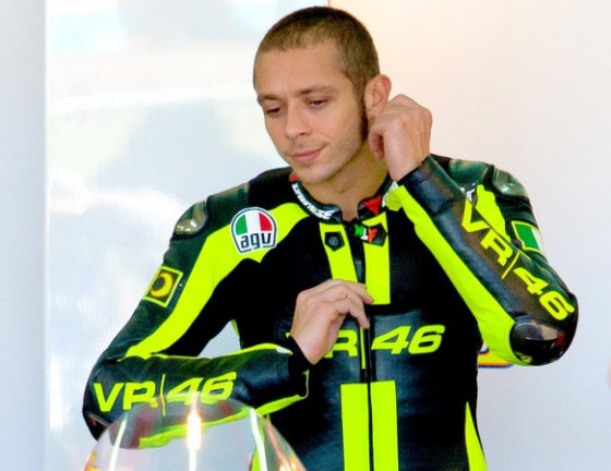 Valentino Rossi opéré avec succès.  1756_album