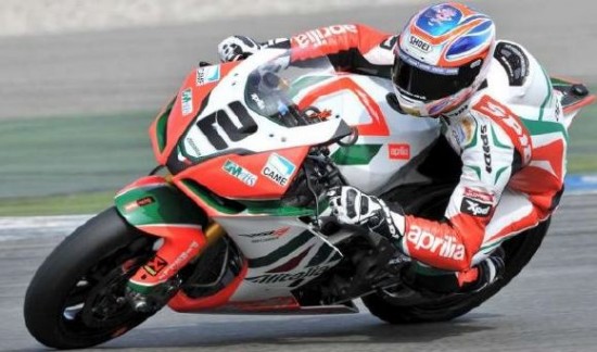 Superbike/Assen : So British ! 25.04 - le résumé des courses 574_album