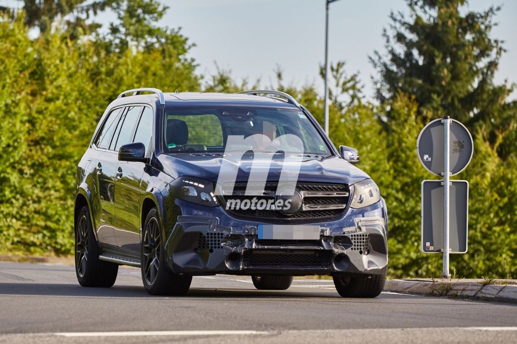 2015 - [Mercedes] GLS (GL Restylé) [X166] - Page 2 Mercedes-amg-gls-63-2016-201522891_2