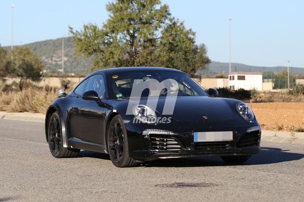 2018 - [Porsche] 911 Porsche-911-chassis-testing-mule-2018-201524335_1