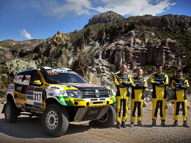 2016 Rallye Raid Dakar Argentina - Bolivia [3-16 Enero] - Página 4 Renault-sport-presenta-duster-dakar-2016-201524769_2