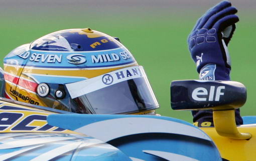 ¿Quien es? - Página 8 Ecuatuningcom-noticias-f1-20061008-gp-japon-alonso-saluda