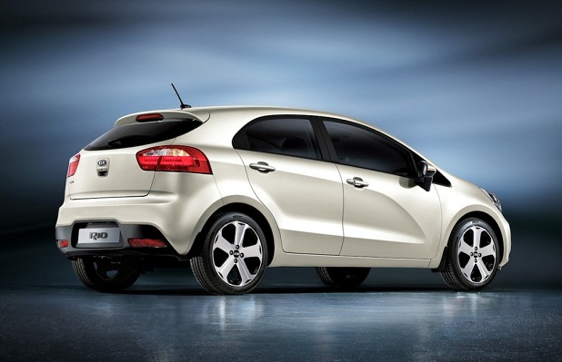 [KIA] Nuevo Rio 2012 Kia_rio_20122