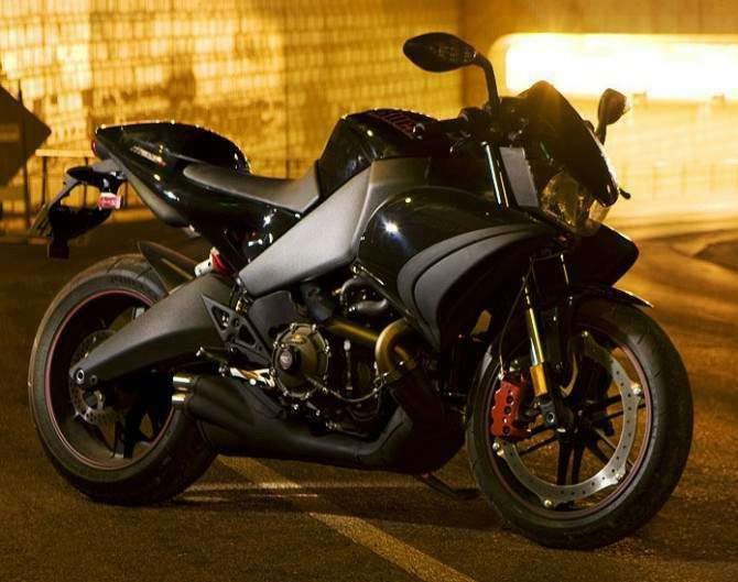 POSSÍVEL TROCA - NINJA 300 X STREET TRIPLE 675 - Página 2 Buell%201125CR%2009%20%203