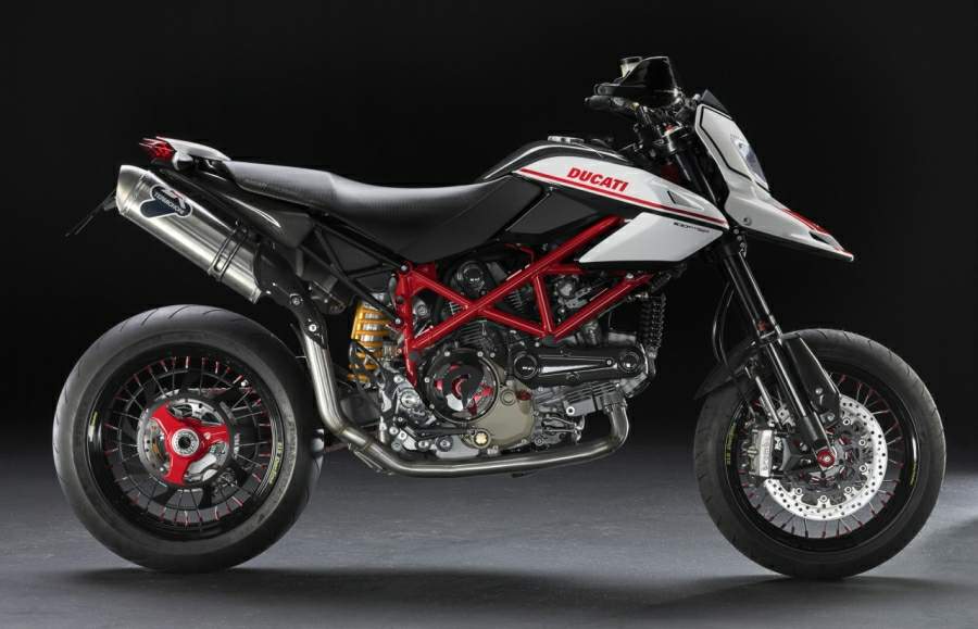 Ducati Hypermotard 1100 Evo SP (para los fanas de las motard!) Ducati%20Hypermotard%201100%20Evo%20SP%2010%20%205