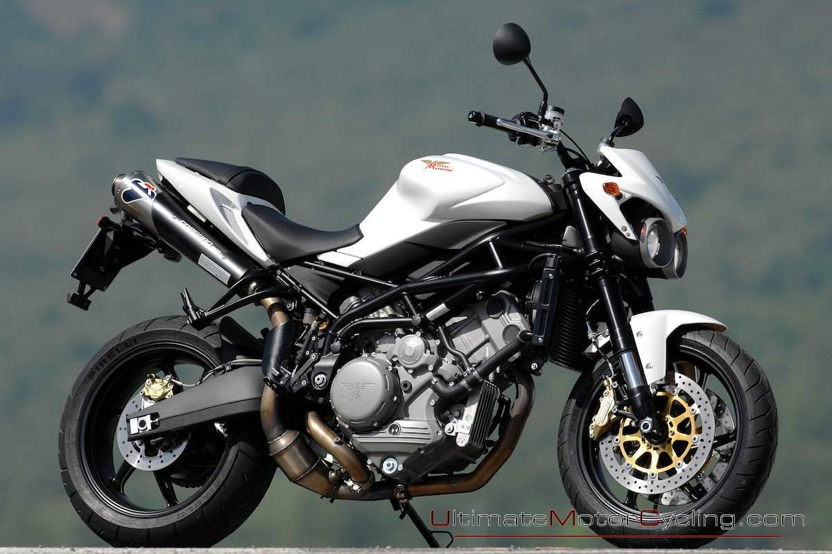 petits essais Moto%20Morini%20Corsaro%20Veloce%201200%2008