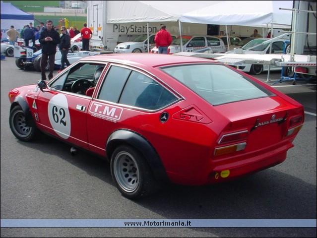 des jantes hé B_alfa_romeo_alfetta_gtv_34