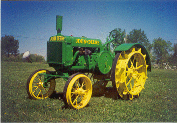 Les JOHN DEERE ...et autres miniatures de l'oncle Tom ! - Page 6 John-deere-gp-02