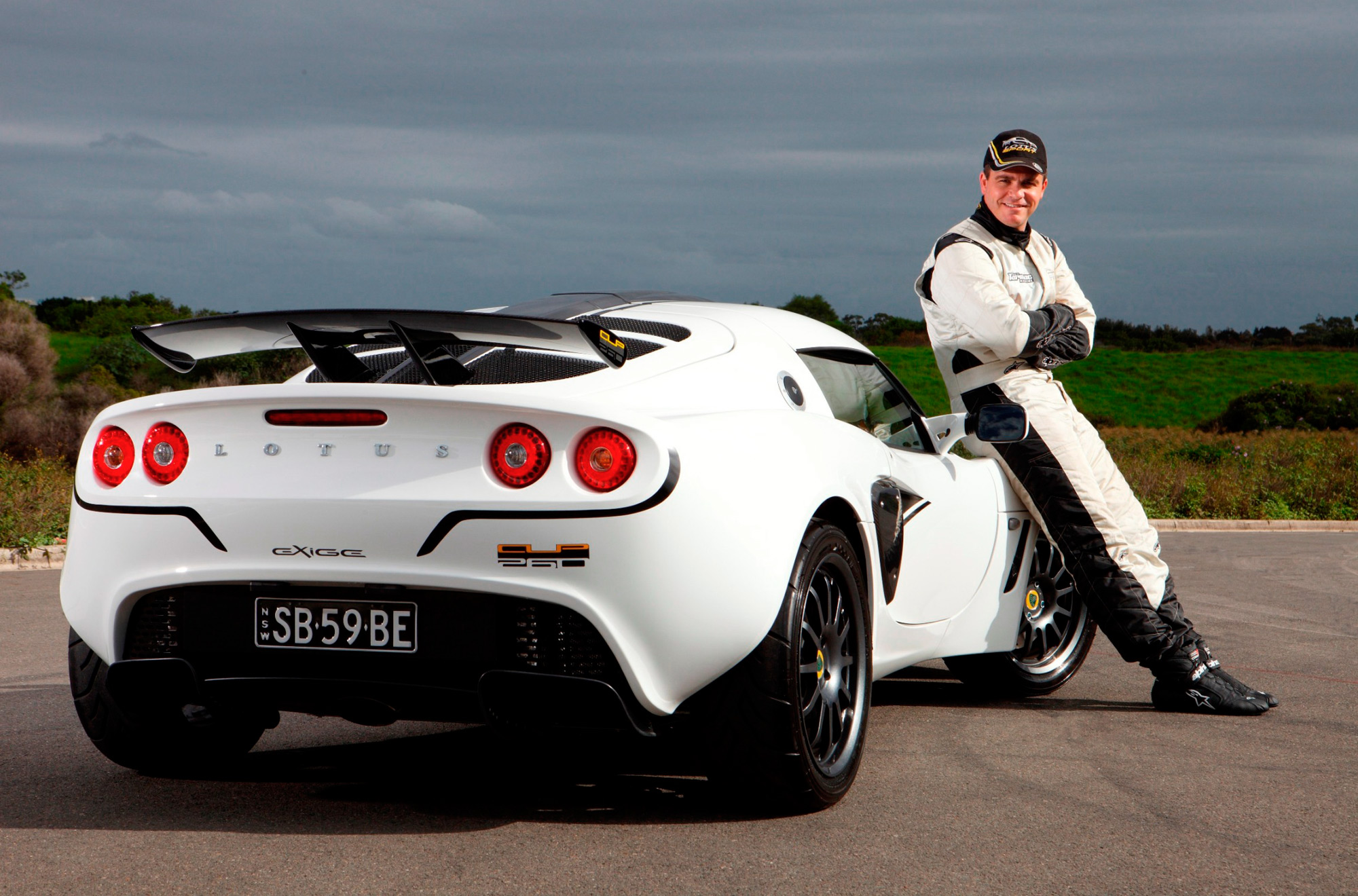 Des chiffres avec des images (suite) - Page 11 Lotus-exige-260-05