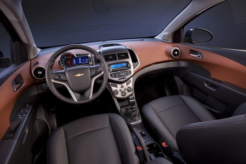 شيفرولية سونك الجديدة 2012.2013 2012-Chevrolet-Sonic-6