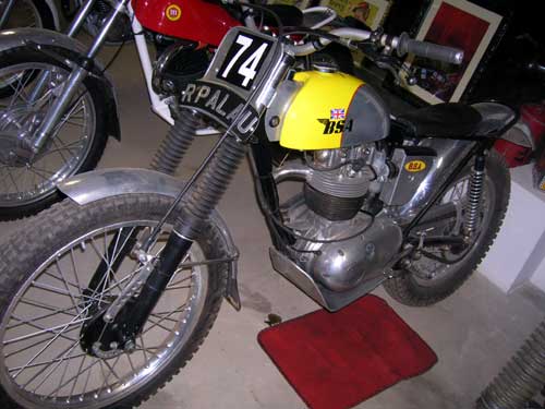 BSA Mono-02