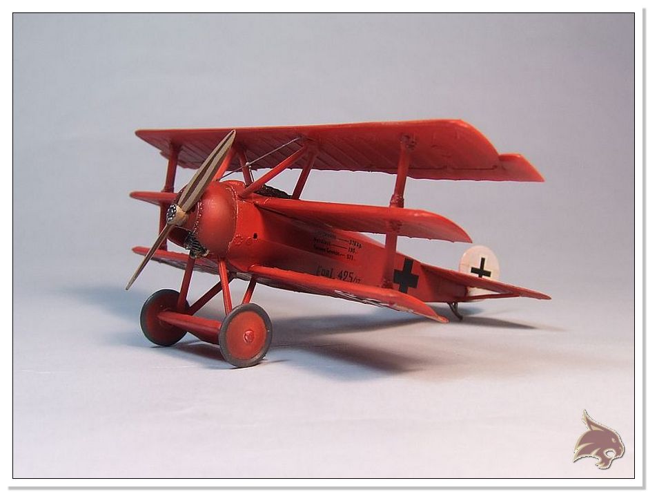 Fokker Dr.I "Barón Rojo" - 1/72 Revell Finales02