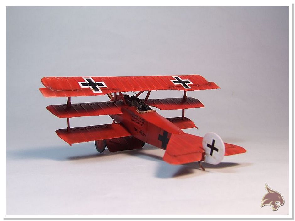 Fokker Dr.I "Barón Rojo" - 1/72 Revell Finales08