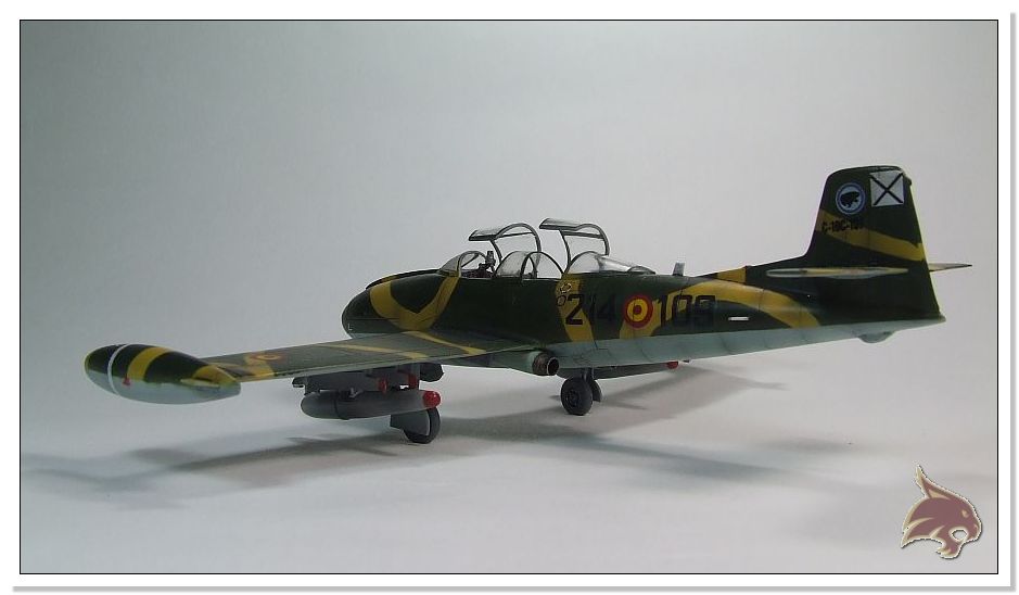 ha220 Super Saeta/ Special hobby 1/72 03