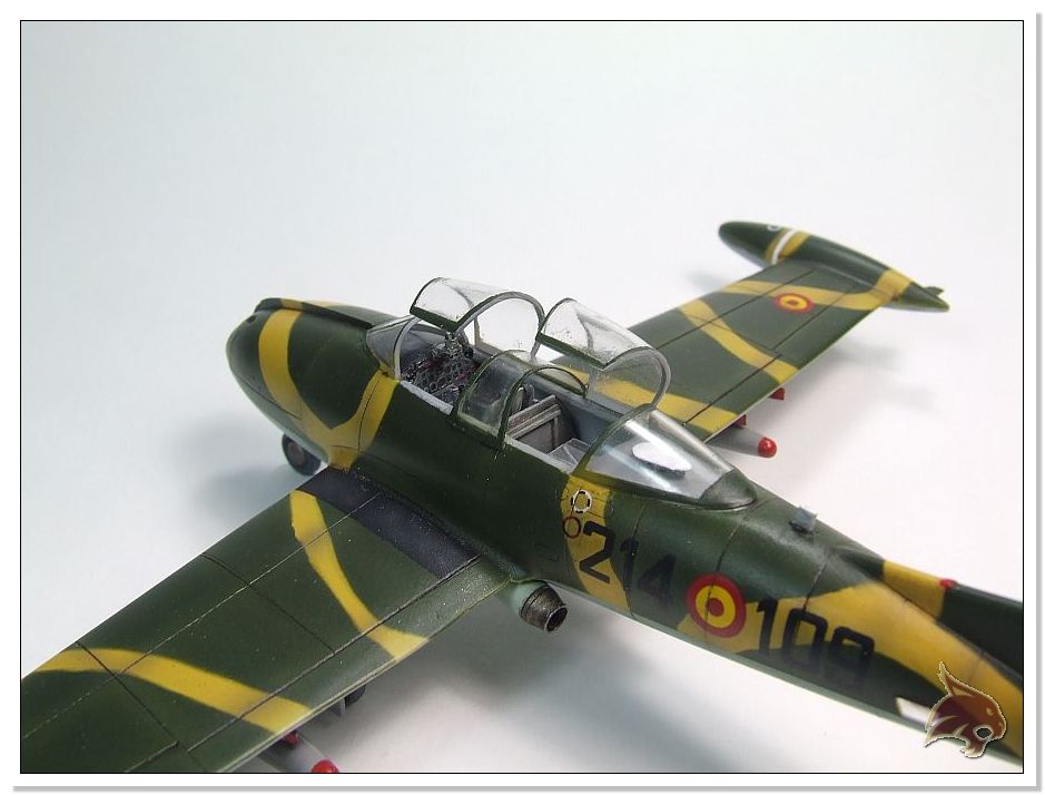 ha220 Super Saeta/ Special hobby 1/72 04