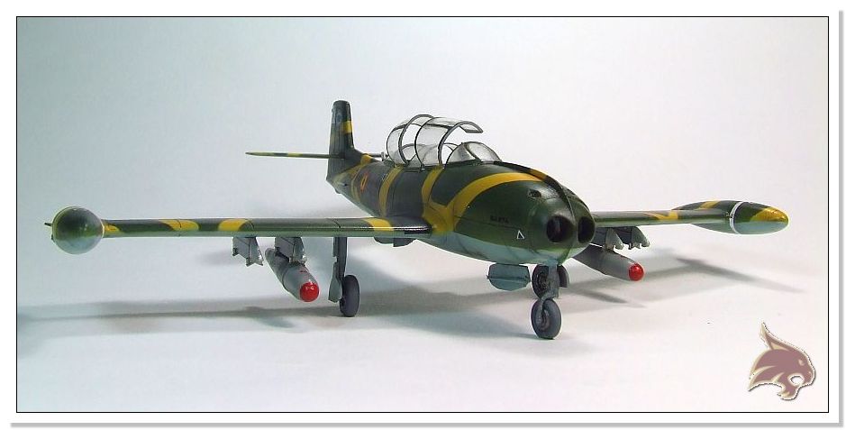 ha220 Super Saeta/ Special hobby 1/72 12