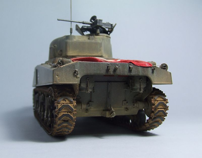 SHERMAN M4 U.S.MEDIUM TANK "EARLY PRODUCTION" 1/35 TAMIYA 12