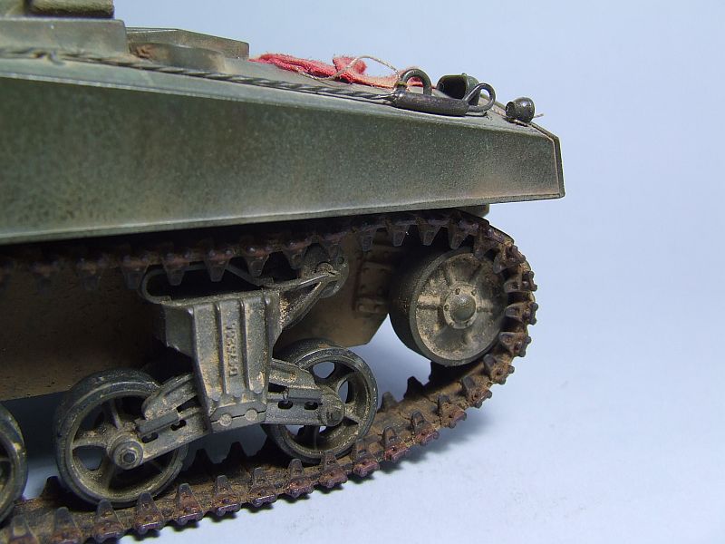 SHERMAN M4 U.S.MEDIUM TANK "EARLY PRODUCTION" 1/35 TAMIYA 19