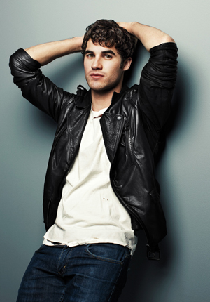 Don't stop me now (Alexis, Chris y libre) Darren_criss_varticle