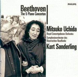 Beethoven : les Concertos pour piano Beethoven_Uchida_4756757