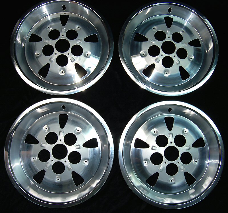 1970 Mach 1 Sport Wheelcovers for 14x6 wheels TrimRingSet