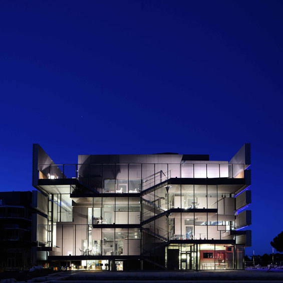 [Architecture] Jean Nouvel : RBC Design Center 2367-architecture-design-muuuz-magazine-blog-decoration-interieur-art-maison-architecte-jean-nouvel-rbc-montpeellier-franck-argentin-mia-yan-kersale-pascal-sanchez-01