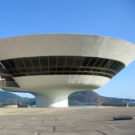 [Architecture] Oscar Niemeyer : Architecte Moderne  2673-architecture-design-muuuz-magazine-blog-decoration-interieur-art-maison-architecte-oscar-niemeyer-bresil-rio-janeiro-pritzker-price-pcf-brazilia-wikipedia-01