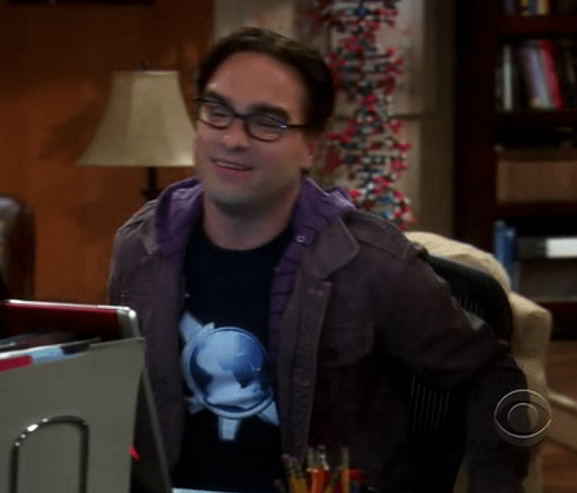 KDE en The Big Bang Theory! y mas xD Tbbt_kong3