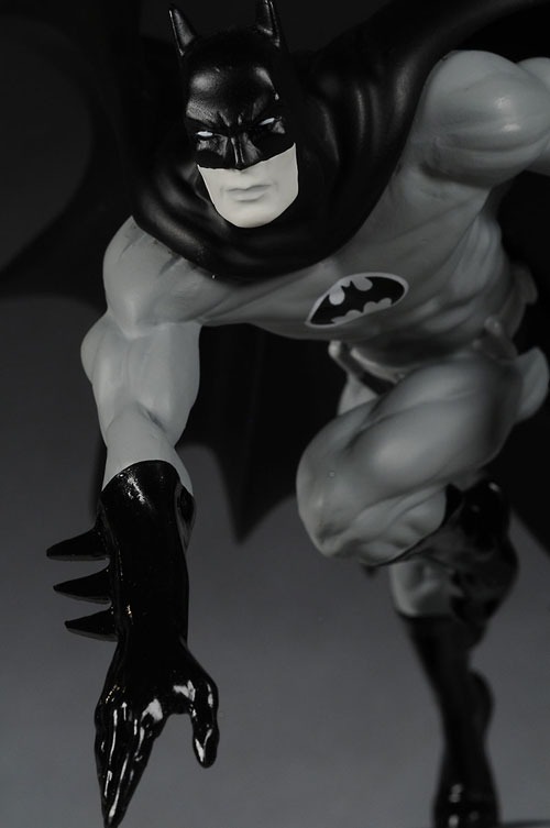 Batman Black & White - Neal Adams Review_bbwperez_7