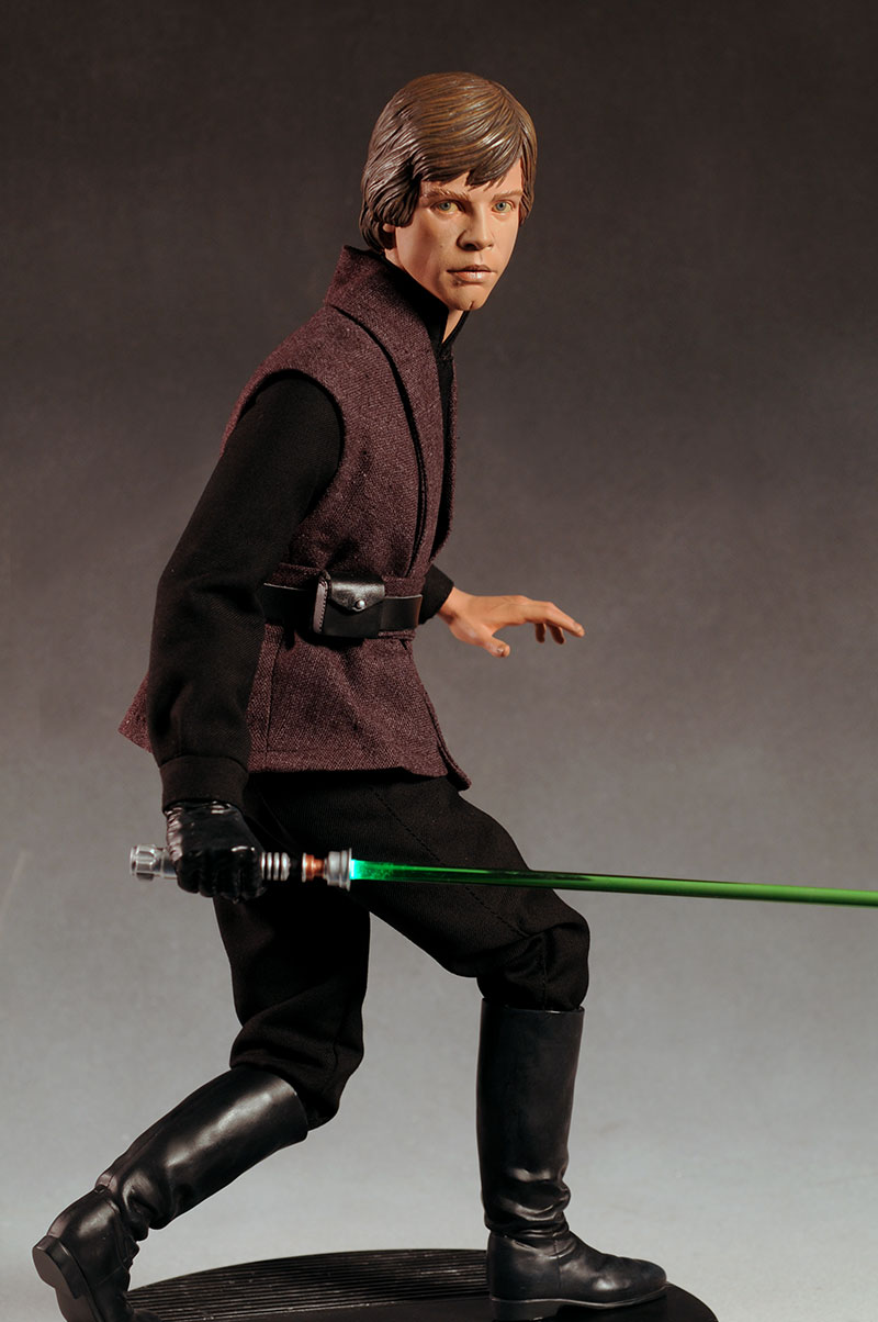 Luke Jedi 1/4 Premium Format - Sideshow - Page 4 Review_jedilukepf_1