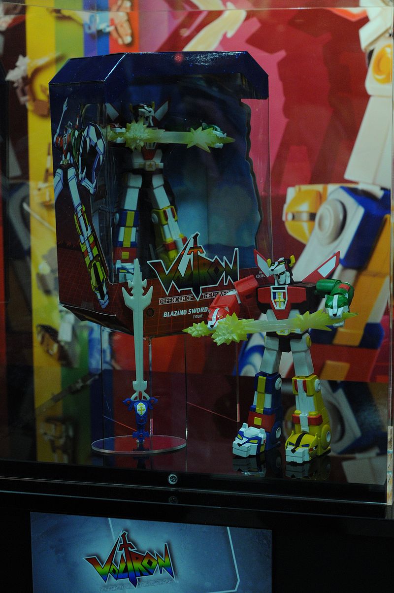 [SDCC 2011]  Mattel - Voltron Sdcc2011_mattel_voltron_1