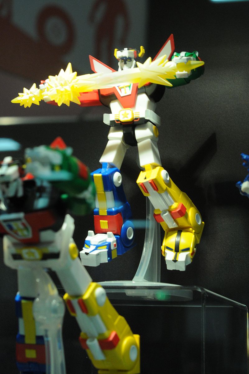 [SDCC 2011]  Mattel - Voltron Sdcc2011_mattel_voltron_11