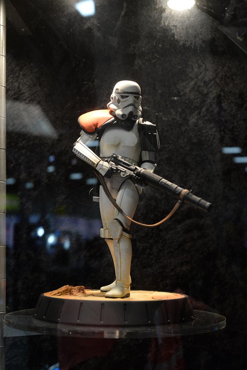 News SDCC 2015 Statues Sdcc2015_gentlegiant_27