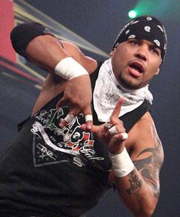 TNA: Luchador pide su marcha de la empresa Homicidehs