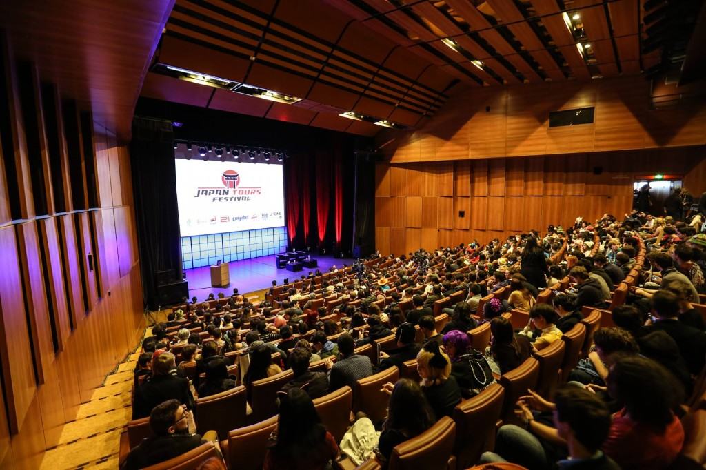 SabinePerraud - L’actualité hebdomadaire de Frenchnerd - Page 15 Japan-Tours-Festival-2015-5-1024x682