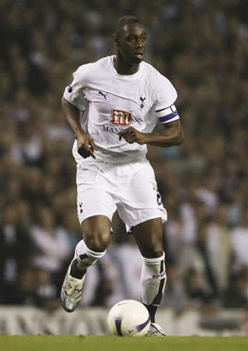 Premier League 2010/2011 - Página 40 LEDLEY_KING_PIC_3