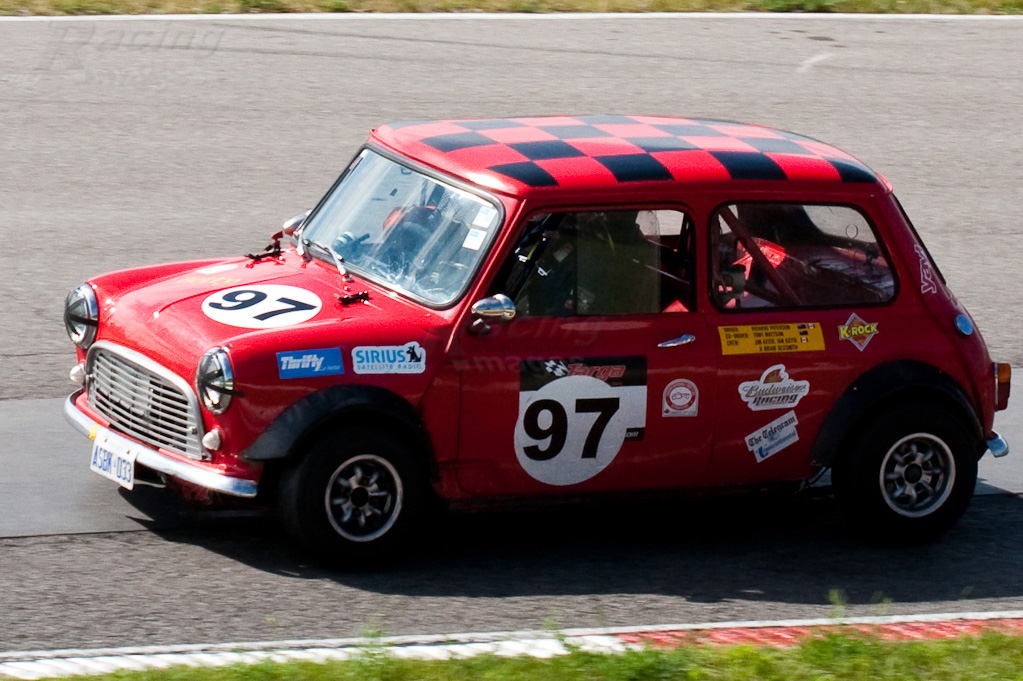 [juegos]Hasta el infinito y mas allá.  - Página 5 Car_97_Richard_Paterson_1959_Austin_Mini_1A8596