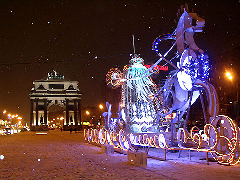 شوفو ماحلة الثلج Moscow-Triumphal-arch-1815