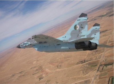 القوات الجوية العربية من الألف الى الياء - شامل - Mig29-algerie