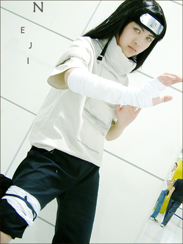 صور القناص وابطال الديجتال وكونان وناروتو الحقيقين  Neji-Cosplay-2