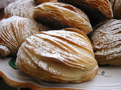 Cazzeggio!!! - Pagina 15 Sfogliatella-napoletana