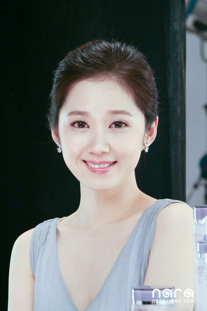 Jangnara khi trang điểm 03