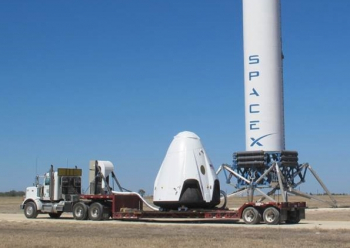 Développement de la capsule Dragon 2 - SpaceX - Page 6 2015-10-20-150534-350x248