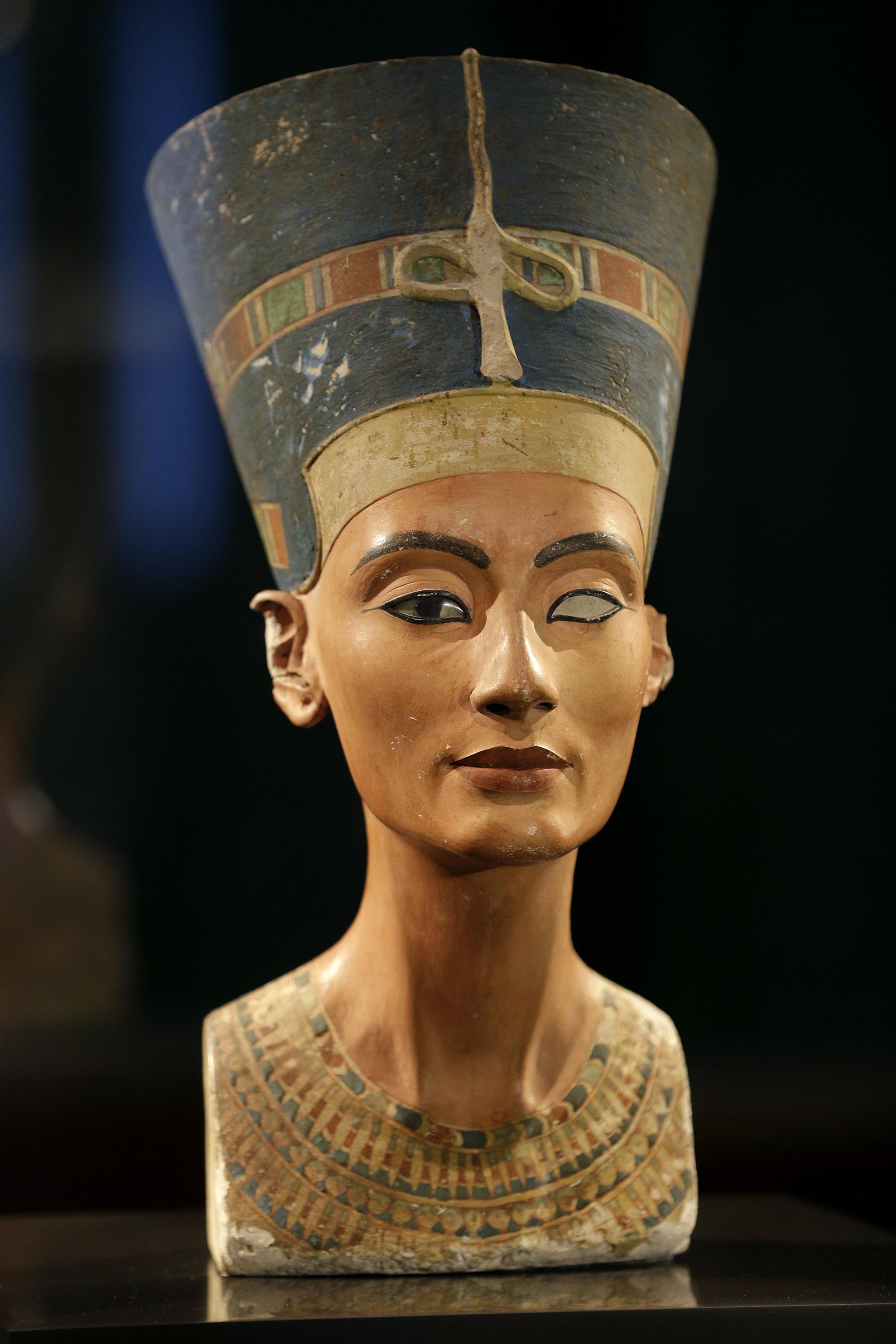  ¿Cuánto sabes sobre el Antiguo Egipto? Busto-nefertiti_ce7d4f23