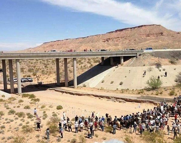 Alternative media upstages lamestream media in world-class coverage of historic Bundy Ranch showdown The-People-vs-BLM