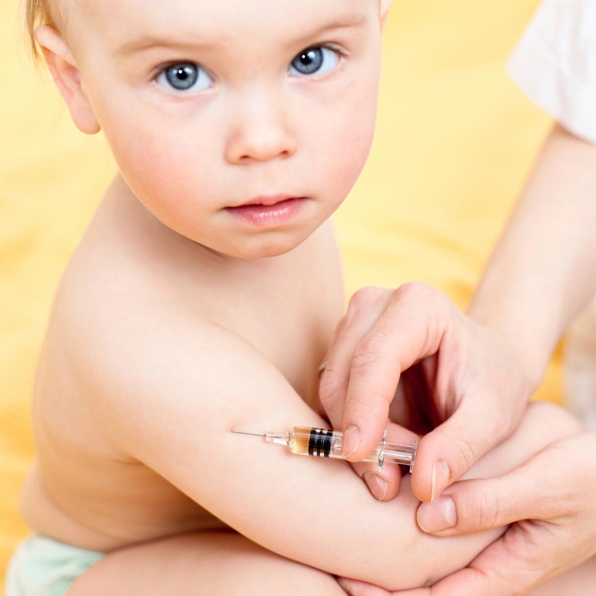 Doctors agree with censored study that concludes unvaccinated children are healthier than vaccinated children Baby-Doctor-Inject-Vaccine-Syringe