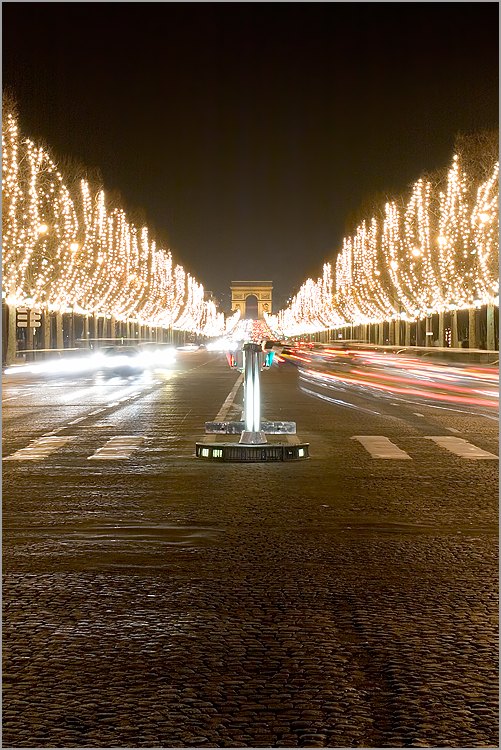 description Avenue_champs_elysee_2