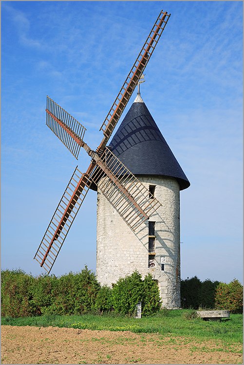 Les Moulins à vent.... Moulin_vent_2