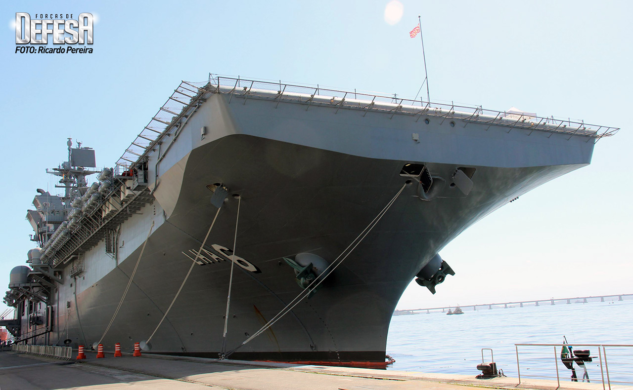 USS 'América' visita Río de Janeiro  LHA-6-Ricardo-Pereira-1